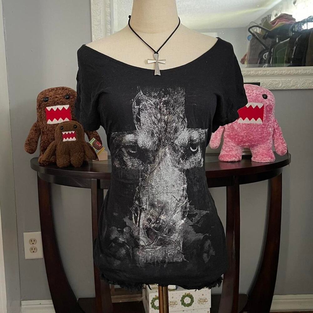 Y2k cross shirt